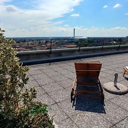 La Suite Attico Metro' Volta Brescia Dış mekan fotoğraf